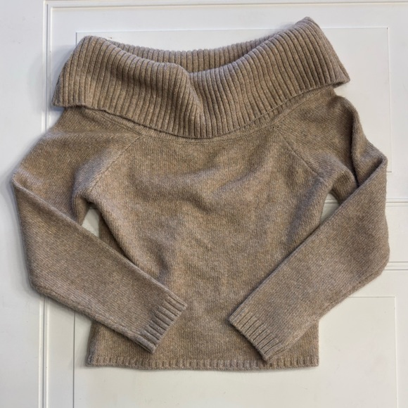 Wayf Sweaters - Wayf Women’s Sz XS Tan Cowl Neck Acrylic Wool Blend Sweater